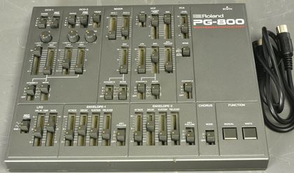 Roland-PG-800 Programmer (JX-10, MKS-70)
